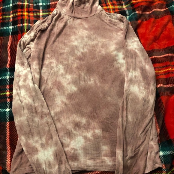 Turtle neck American eagle shirt - Picture 2 of 3